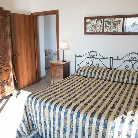 Un Giardino Sulle Langhe Apartamento